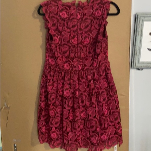 Kate spade lace fit and flare dress size 4 - Picture 5 of 5